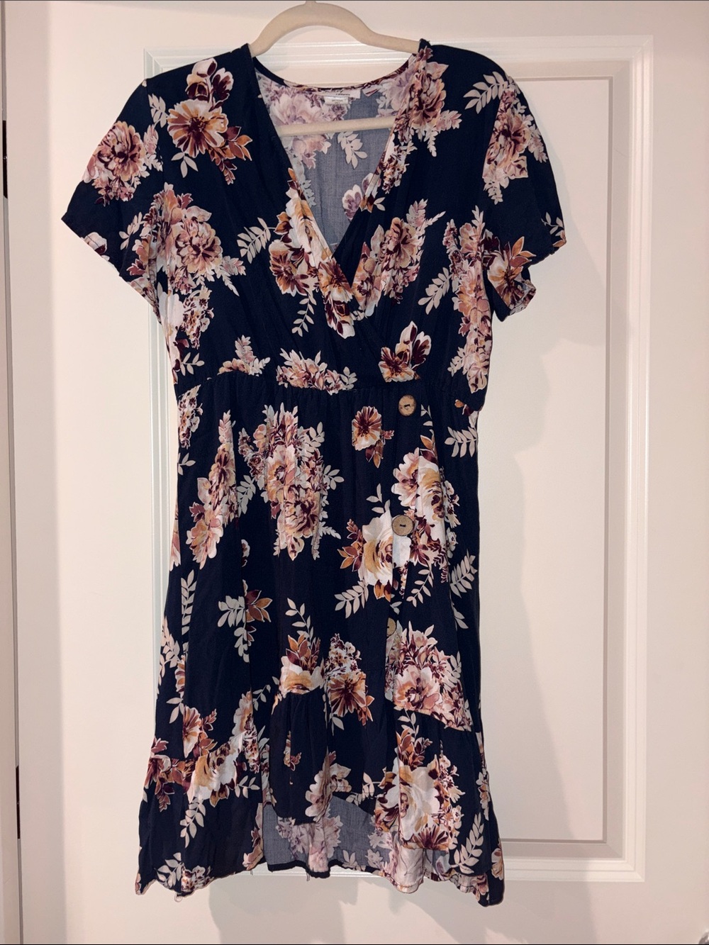 Jody California Navy Blue Floral Wrap-Front Short Sleeve Dress